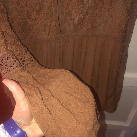 American Eagle Blush Pink Lace Peplum Bell Sleeve Long Sleeve Top Blouse - Picture 7 of 11